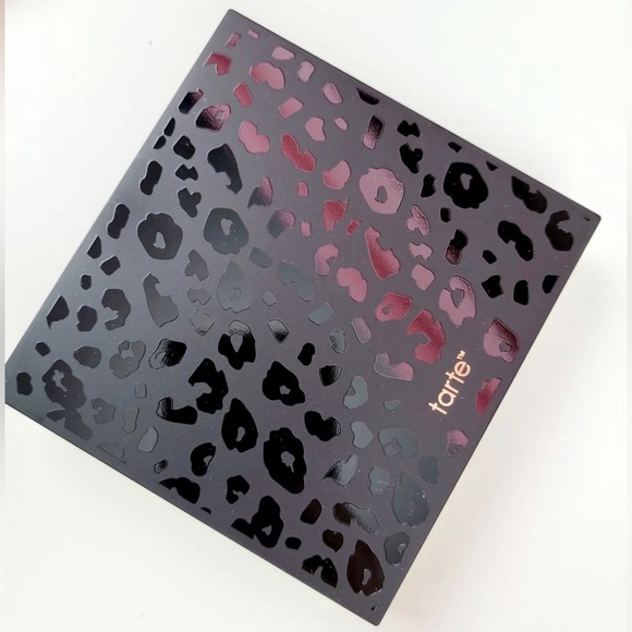 Tarte Maneater Pallet. - Free Jeffree Star Gift With Purchase 🎁 - Picture 2 of 9